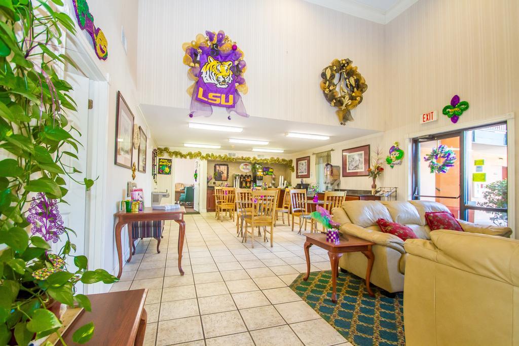Super 8 By Wyndham Hotel 3*